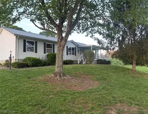 365 Beebe Rd, Waterford, OH 45786