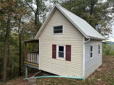 Boone Road, Kimbolton, OH 43749