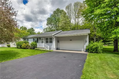 513 Russell St, Newton Falls, OH 44444
