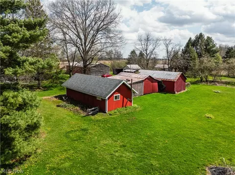 2483 Steiner Rd, Creston, OH 44217 photo 6