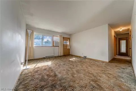 Living - 5884 Michael Dr, Brook Park, OH 44142 photo 1 of 3