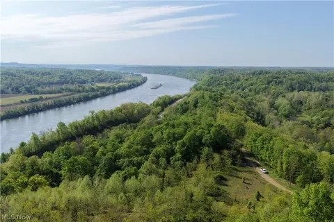 35840 Swan Rd, Long Bottom, OH 45743