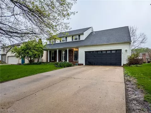 3659 Farnham St NW, North Canton, OH 44720