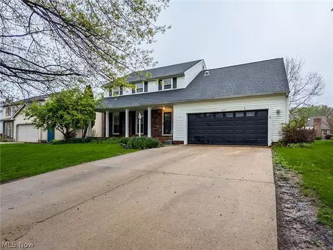 3659 Farnham St NW, North Canton, OH 44720