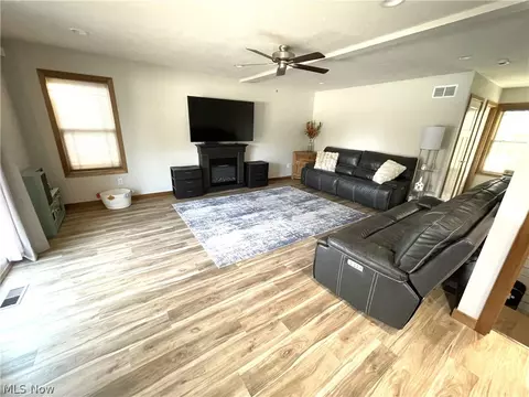Living - 234 E Ohio Ave, Dover, OH 44622 photo 3 of 6