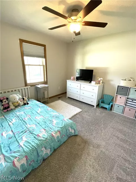 Bedroom - 234 E Ohio Ave, Dover, OH 44622 photo 3 of 5