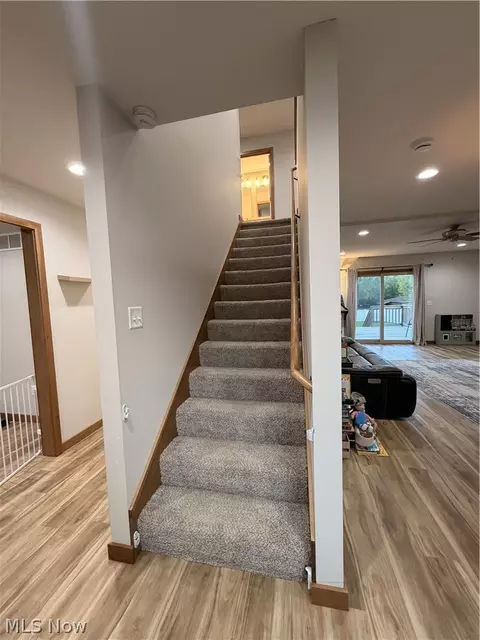 Entry Way - 234 E Ohio Ave, Dover, OH 44622 photo 5 of 11