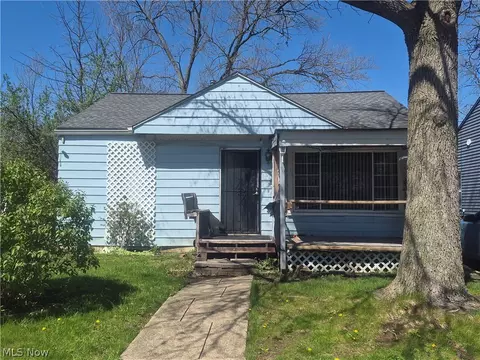 12600 Matherson Ave, Cleveland, OH 44135