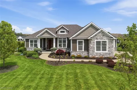 8872 Scotsbury Glen St NW, Massillon, OH 44646