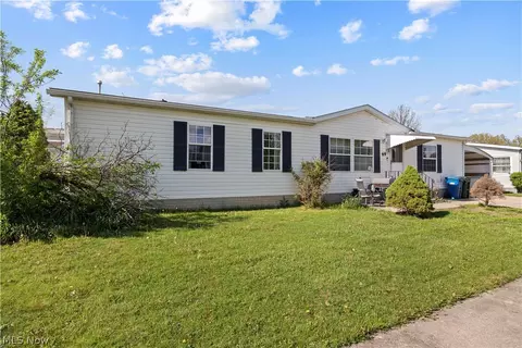 69 Mirage Ave, Amherst, OH 44001
