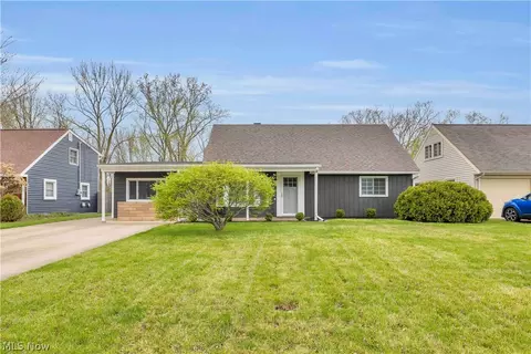 4905 Madison Ave, Sheffield Lake, OH 44054