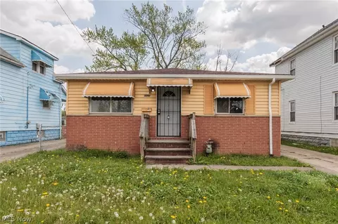 4405 E 156th St, Cleveland, OH 44128