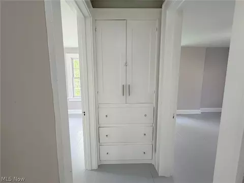 Entry Way - 696 E Ohio Ave, Sebring, OH 44672 photo 2 of 2