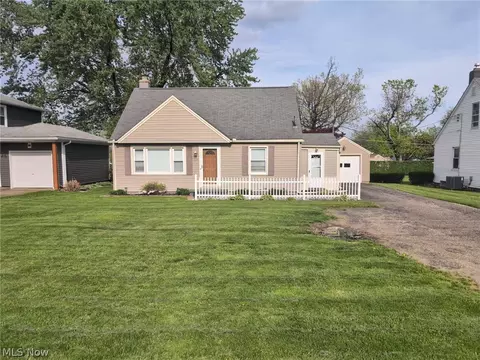 328 Whipple Ave NW, Canton, OH 44708