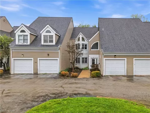 1006 Powers Ave #5, Youngstown, OH 44505