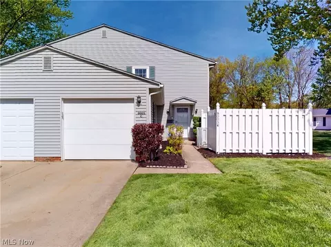 8005 Independence Dr #C, Mentor, OH 44060