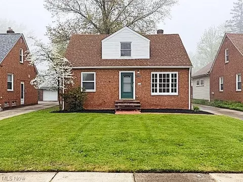 4263 W Anderson Rd, South Euclid, OH 44121