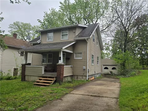 452 Allenford St, Akron, OH 44314