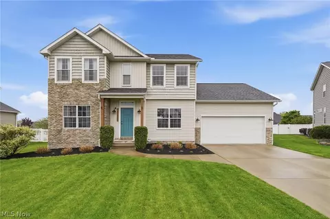12225 Titano Cir NW, Uniontown, OH 44685