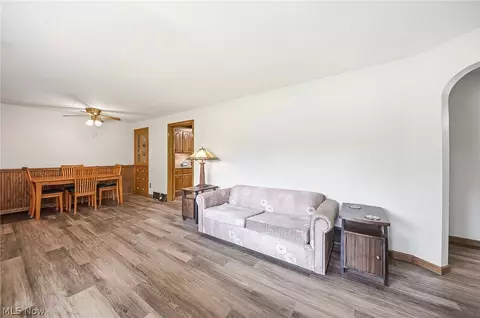 Living - 10129 E River Rd, Elyria, OH 44035 photo 2 of 4