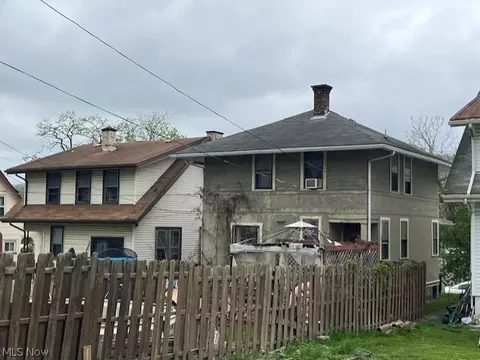 5 Park Ave, Beech Bottom, WV 26030 photo 4