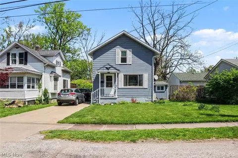 419 Meadow Ln, Painesville, OH 44077