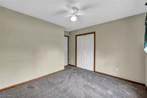 Bedroom - 134 Stonehedge Dr, Elyria, OH 44035 photo 4 of 11