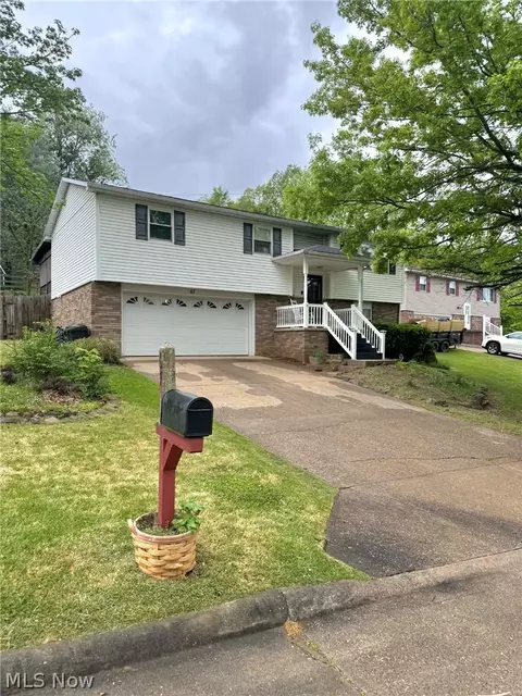 67 Suzanne St, Washington, WV 26181