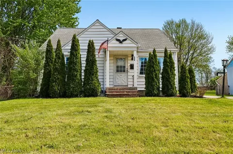 338 N Rocky River Dr, Berea, OH 44017