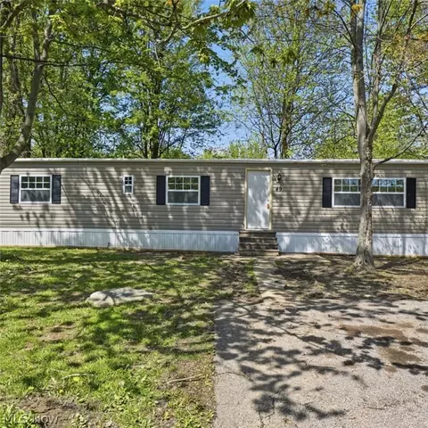 3583 Austin Rd #49, Geneva, OH 44041
