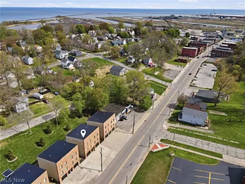 View/Area - 1411 Bridge St, Ashtabula, OH 44004 photo 2 of 3