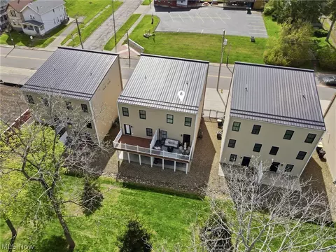 View/Area - 1411 Bridge St, Ashtabula, OH 44004 photo 3 of 3
