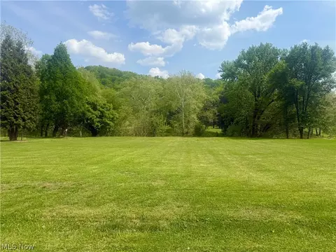 N Pleasants Highway, Saint Marys, WV 26170