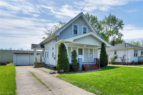 13313 Sprecher Ave, Cleveland, OH 44135