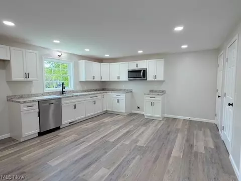 2236 Main St, Midvale, OH 44653 photo 5