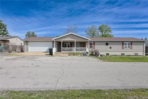 2716 N Railroad St, Collins, OH 44826
