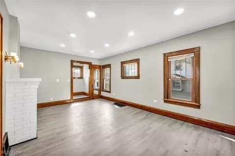 920 9th St NE, Massillon, OH 44646 photo 16
