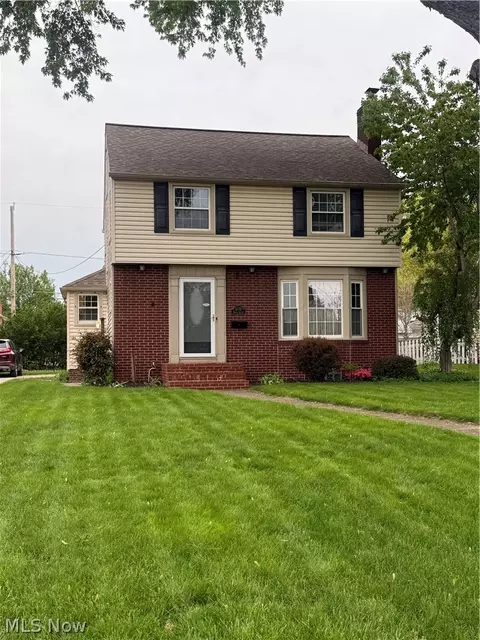 1139 Manor Ave SW, Canton, OH 44710
