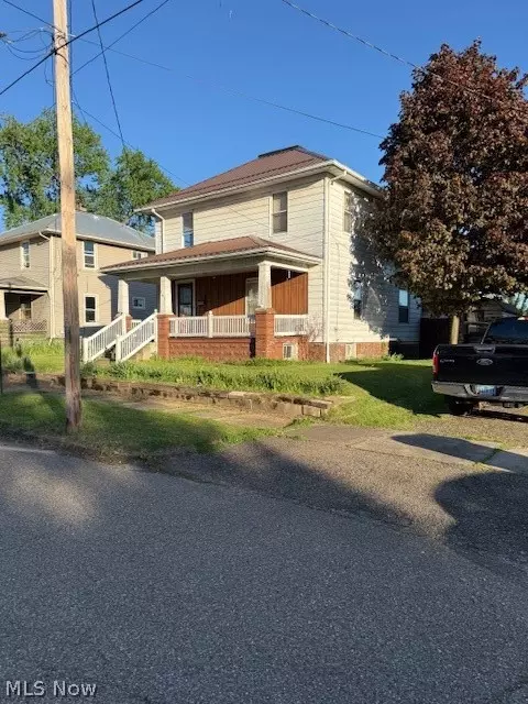 161 W Church St, Newcomerstown, OH 43832