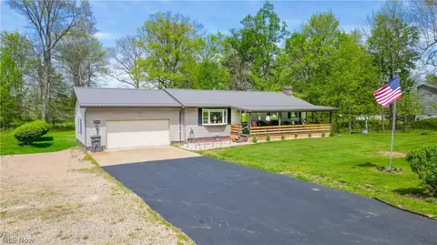 2650 Red Fox Dr, Duncan Falls, OH 43734