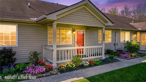 3710 Colony Hill Dr, Zanesville, OH 43701