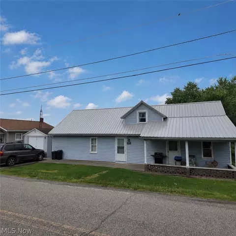 60490 Main St, Jacobsburg, OH 43933