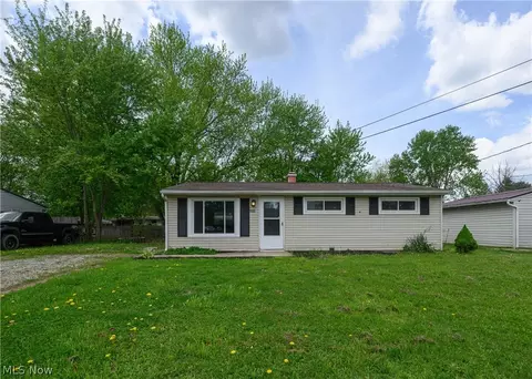 2889 Polly Rd, Ravenna, OH 44266