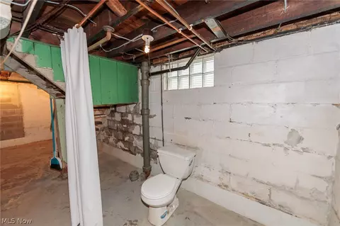 983 Dan St, Akron, OH 44310 photo 43