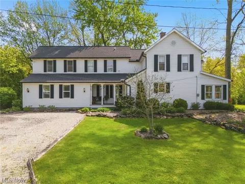 4767 Etter Dr, North Canton, OH 44720