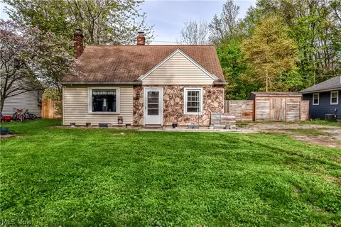 1969 Paisley Rd, Madison, OH 44057