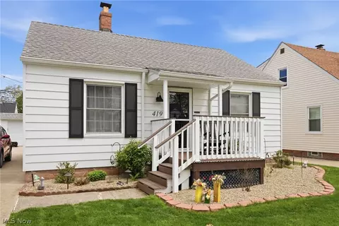 419 E 326th St, Willowick, OH 44095