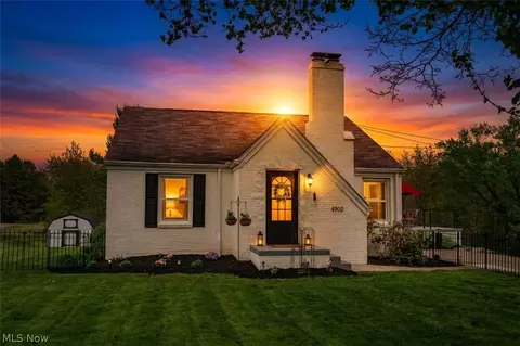 4902 Clardell Ave SW, Canton, OH 44706