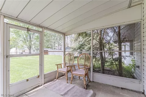Exterior - 199 E Parkway Dr, Madison, OH 44057 photo 4 of 6