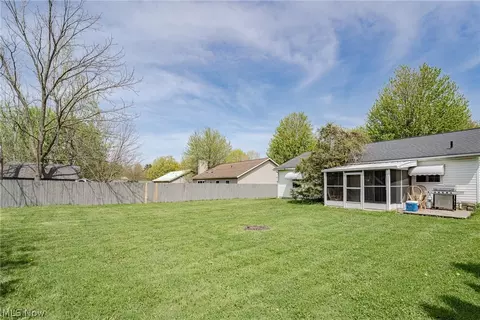 Exterior - 199 E Parkway Dr, Madison, OH 44057 photo 6 of 6